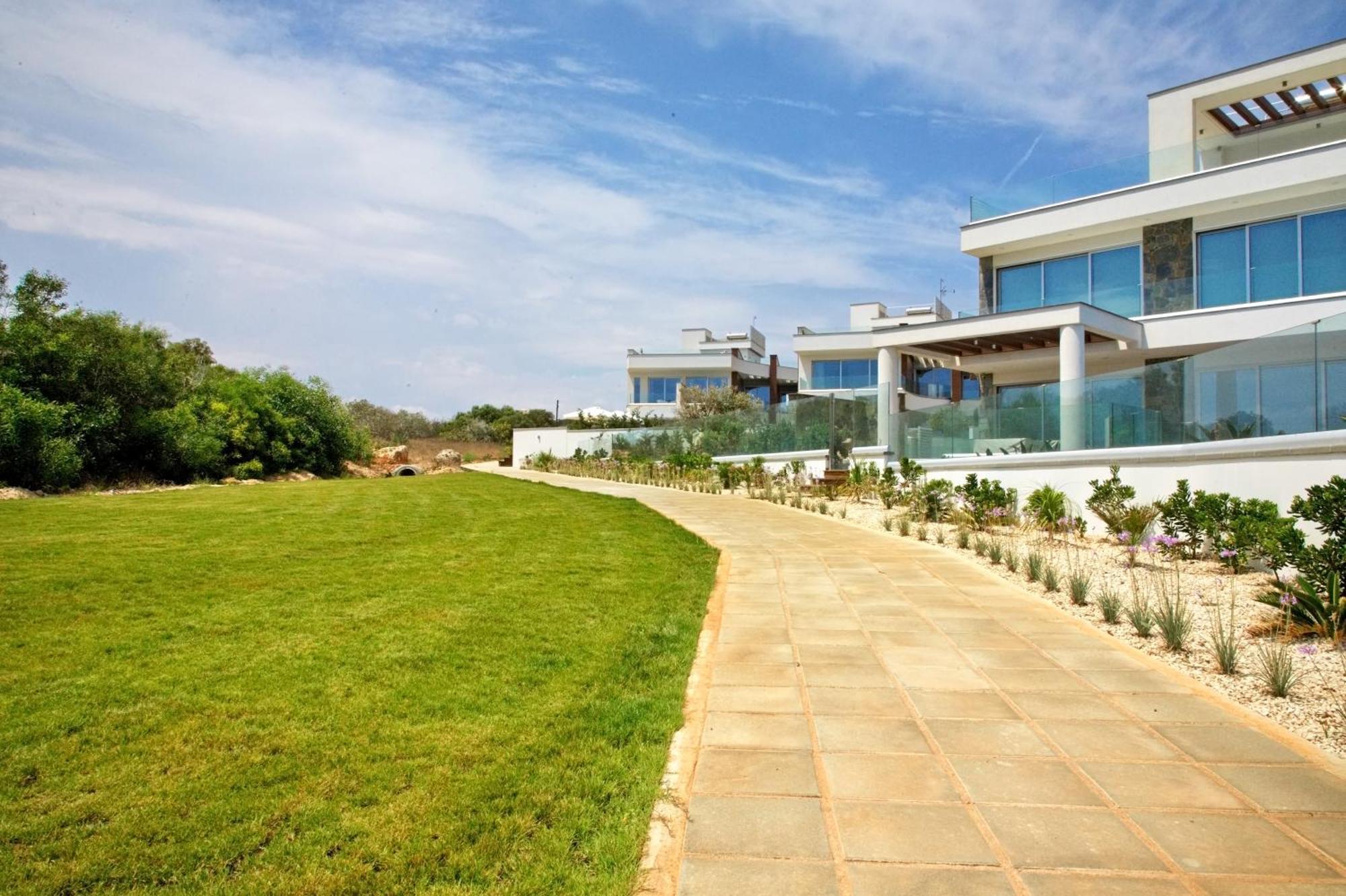 Beachfront Luxury Villa Idania Айя-Напа Екстер'єр фото