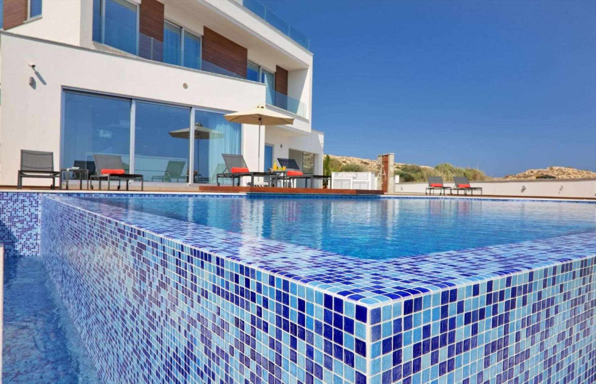 Beachfront Luxury Villa Idania Айя-Напа Екстер'єр фото