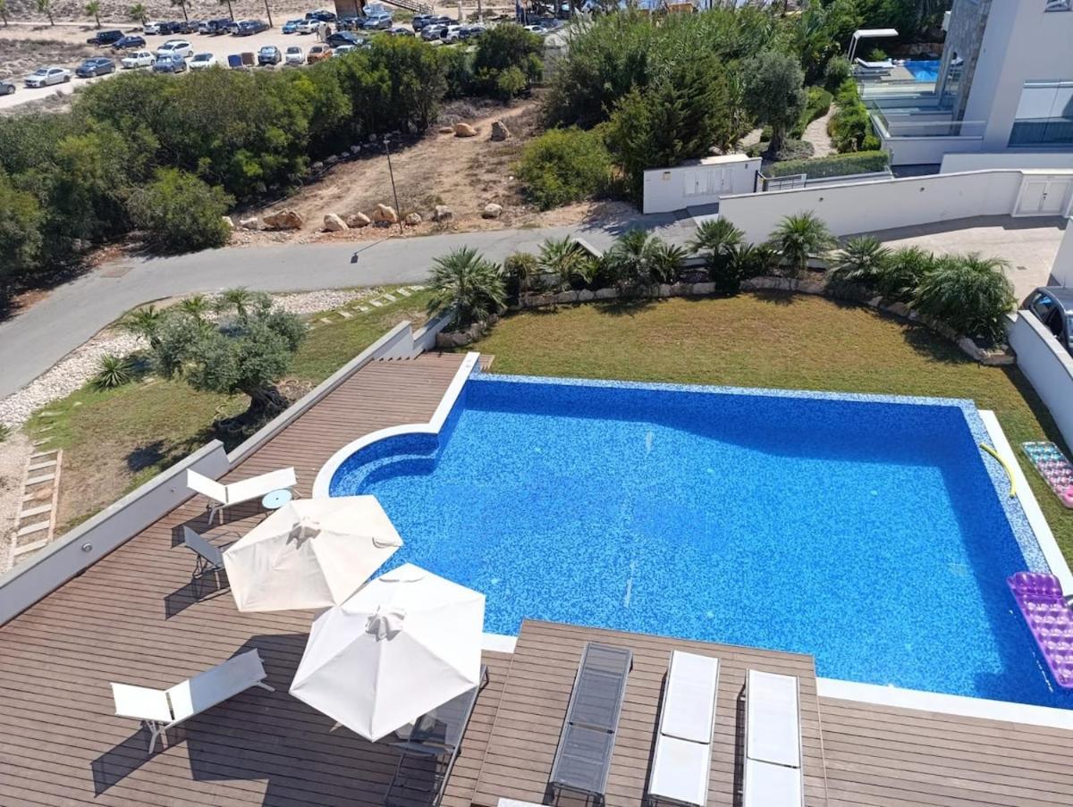Beachfront Luxury Villa Idania Айя-Напа Екстер'єр фото