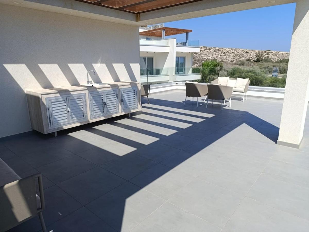Beachfront Luxury Villa Idania Айя-Напа Екстер'єр фото